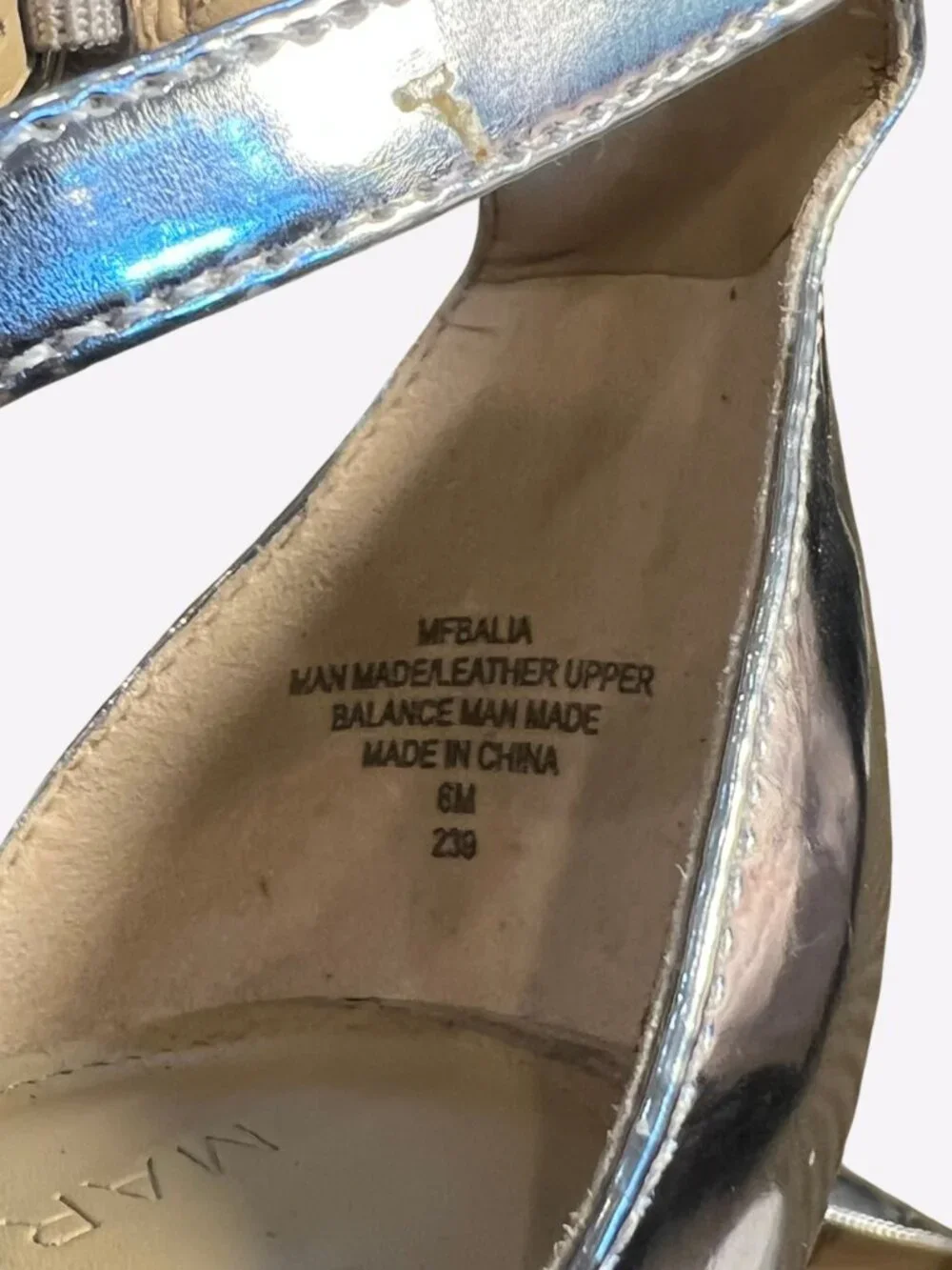 Marc Fisher MFBalia Silver Ruffle Heeled Leather Sandal Womens Size 6 Party Fun
